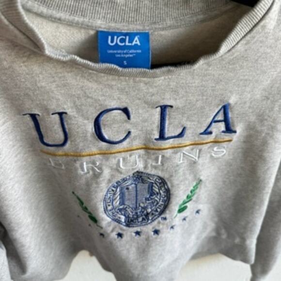 UCLA Sweatshirt Womens S Embroidered Collegiate Cropped Bruins Pullover Crewneck - Picture 3 of 4